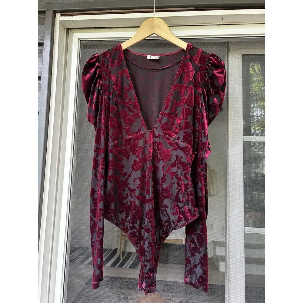 Intimately Free People Magic Hour Bodysuit Size Small Velvet Burnout Red Black